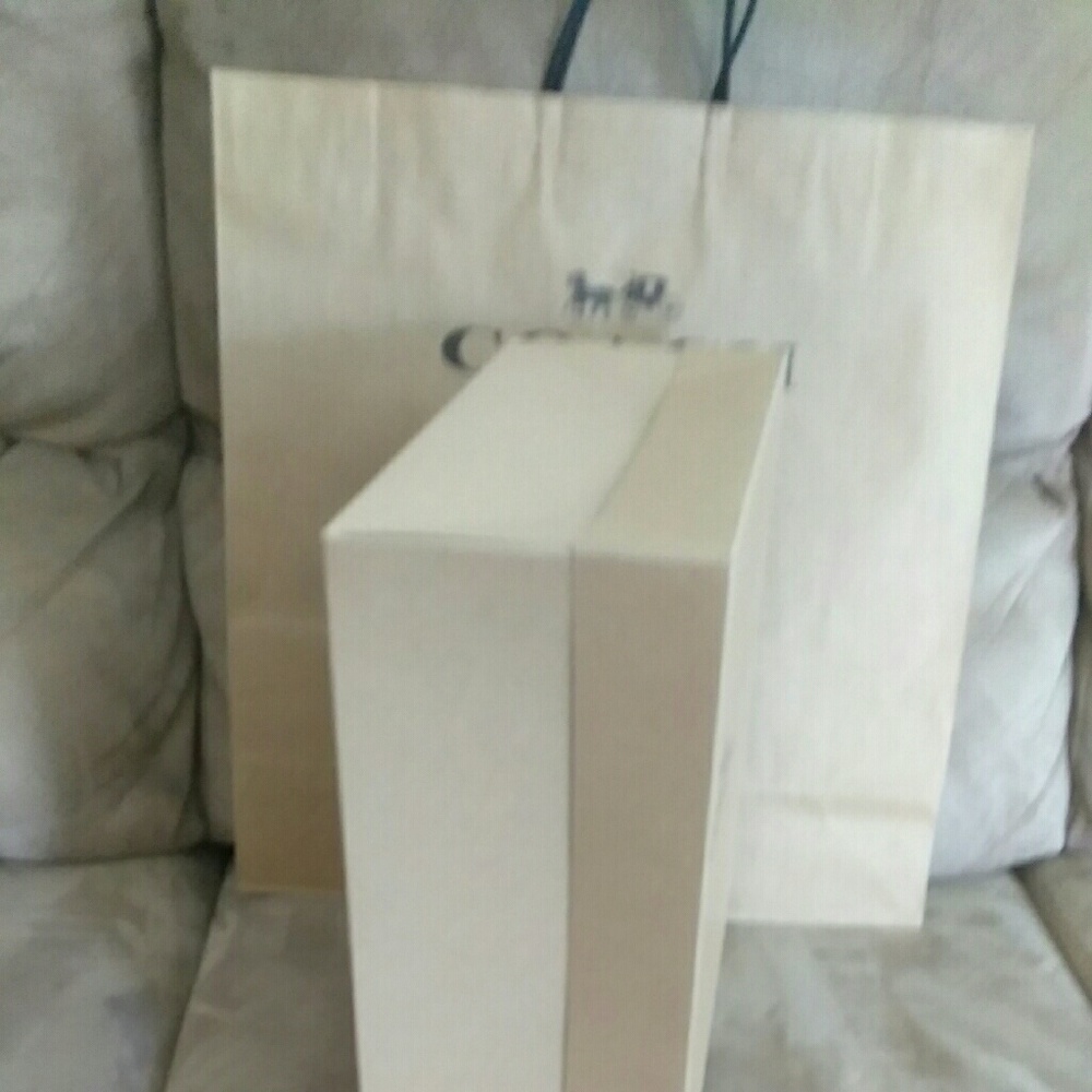 Coach extra large paper bag / large box - Picture 5 of 5